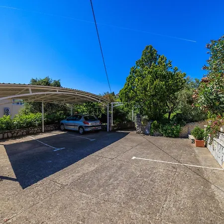 Guest house Marta 3*